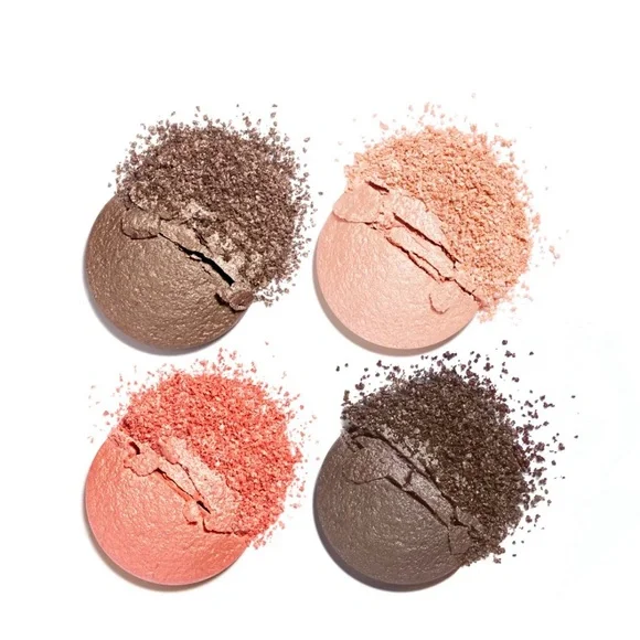 CHANEL Les 4 Ombres - Multi-Effect Quadra Eyeshadow (1)